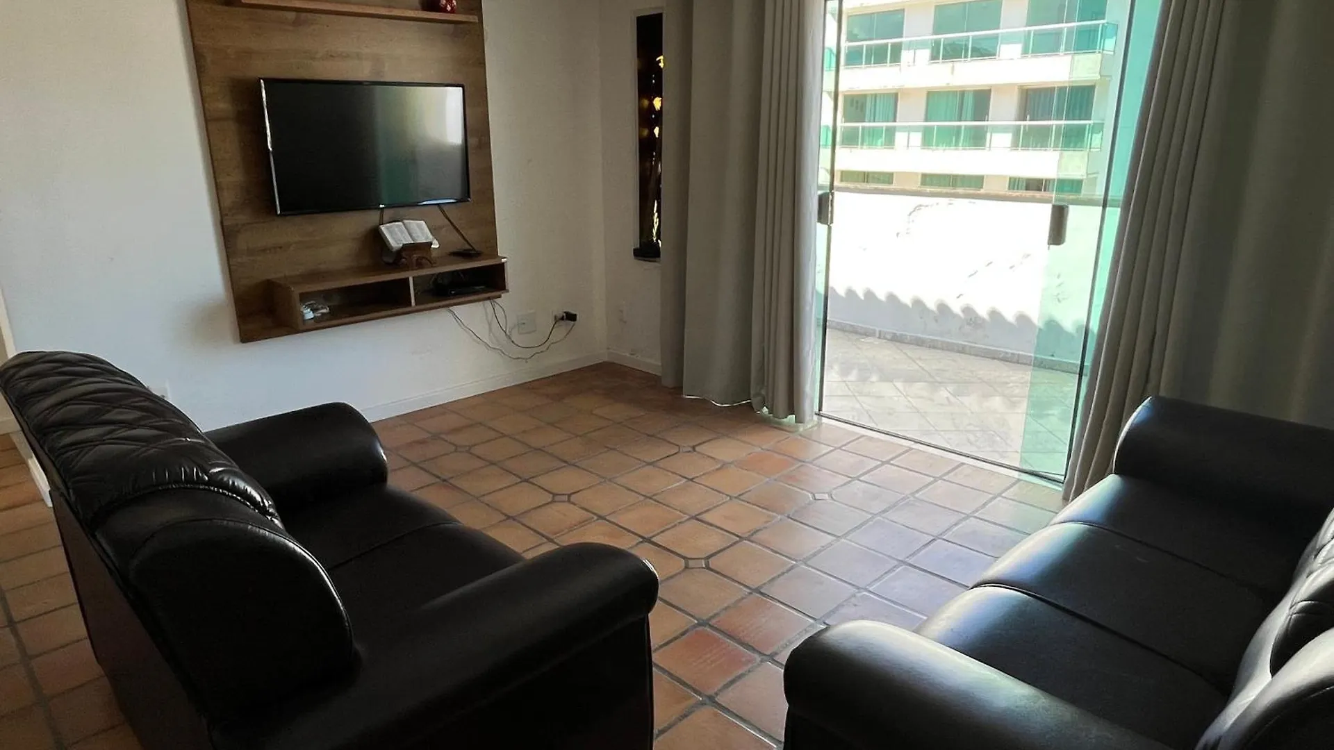 Cobertura Duplex Com 3 Quartos E Churrasqueira Na Prainha! Arraial do Cabo Brazil